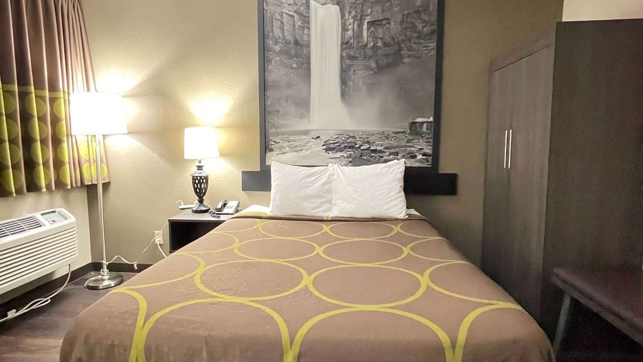 Photo of Bedroom in Ithaca