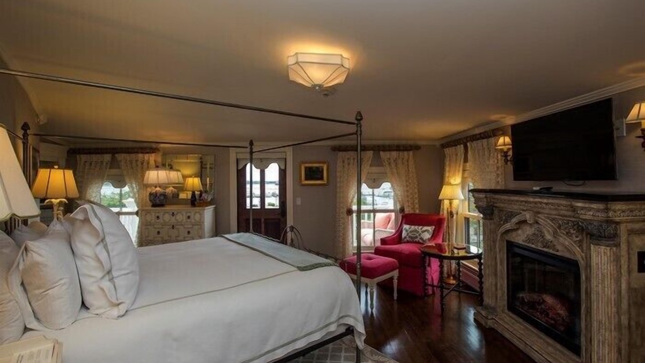 Photo of Others in Old Saybrook Center