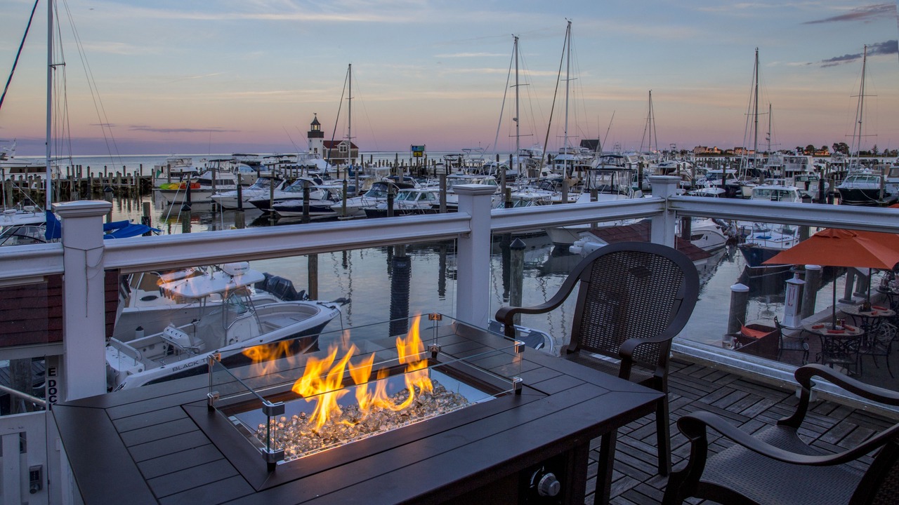 Photo of Patio Balcony in Old Saybrook Center