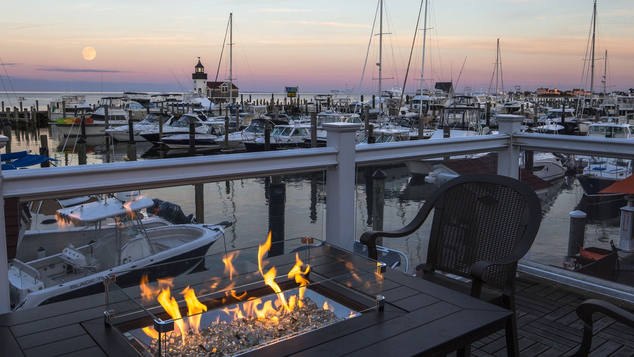 Photo of Patio Balcony in Old Saybrook Center