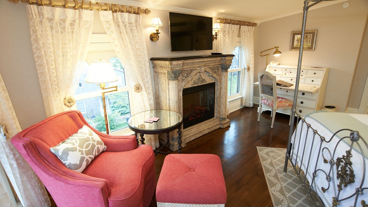 Photo of Bedroom in Old Saybrook Center