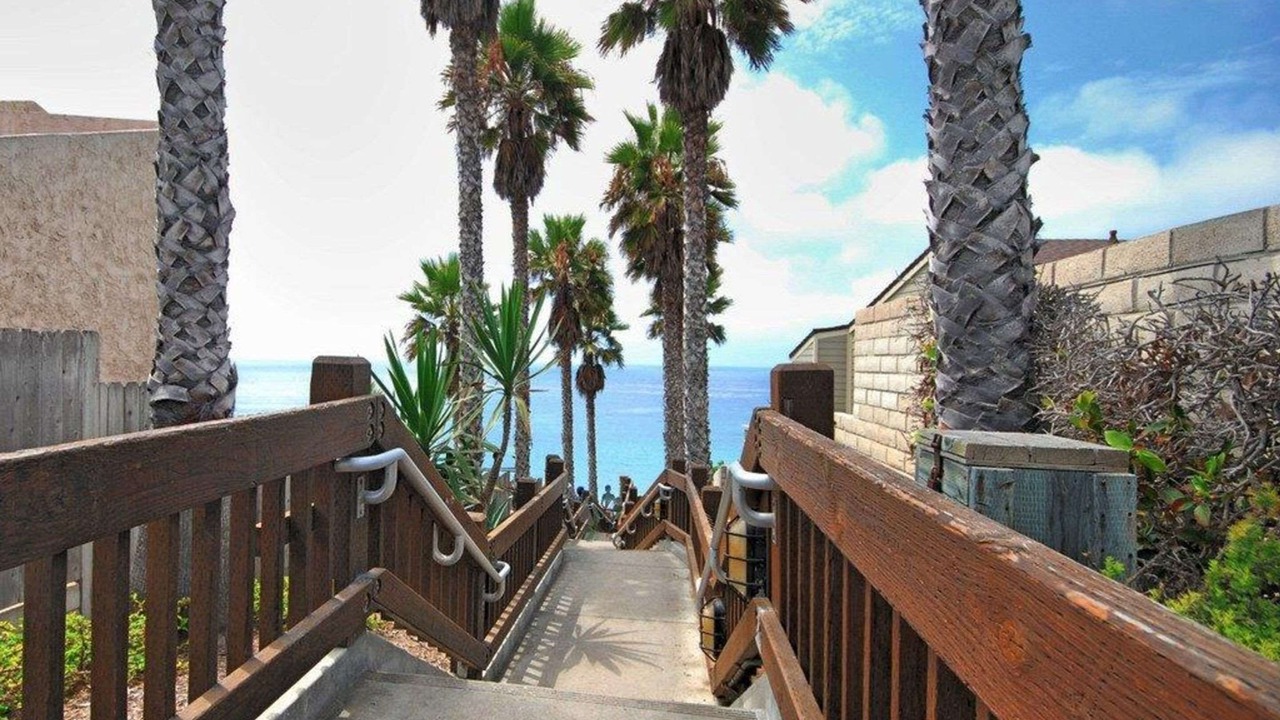Photo of Buildings in Leucadia