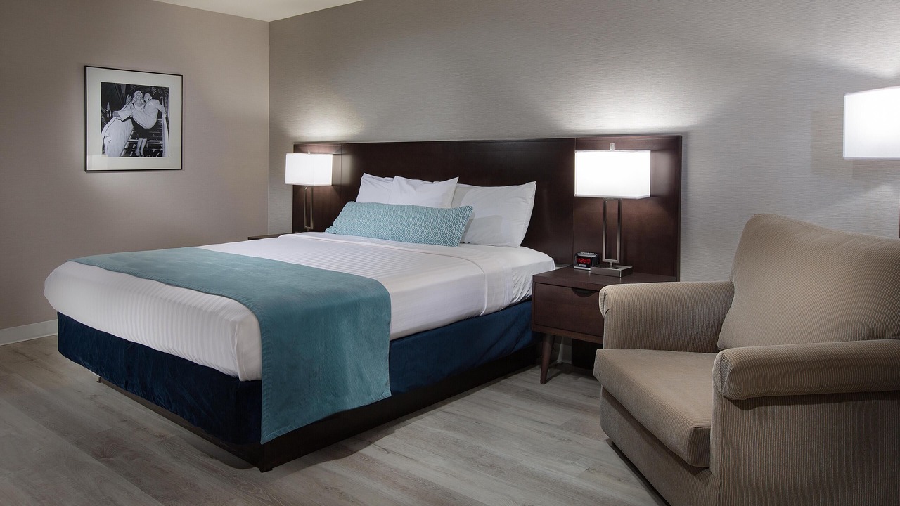 Photo of Bedroom in Burbank