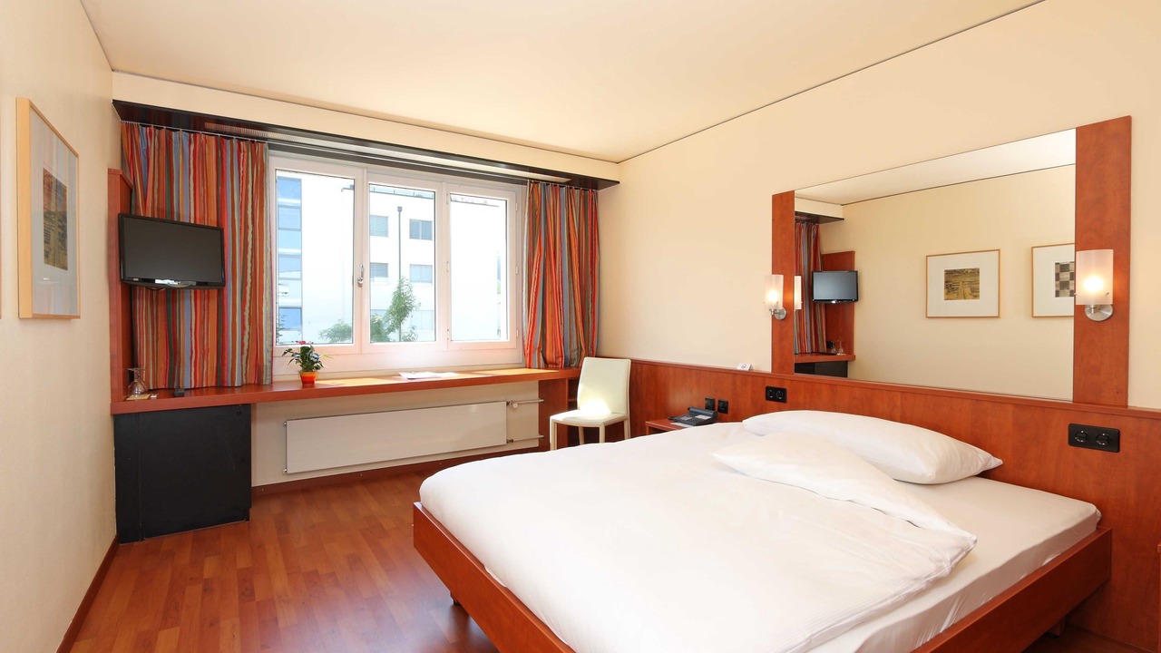 Photo of Bedroom in Spreitenbach