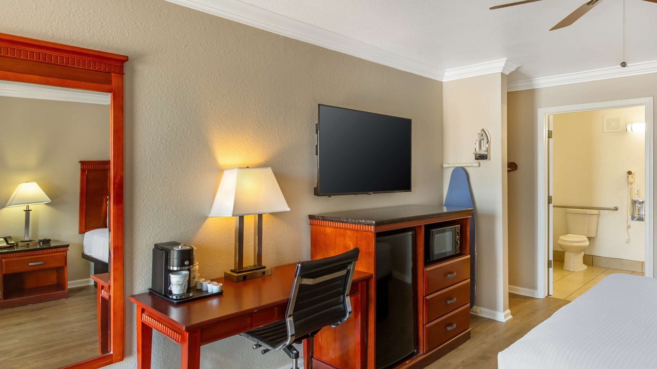 Photo of Bedroom in Greenacres