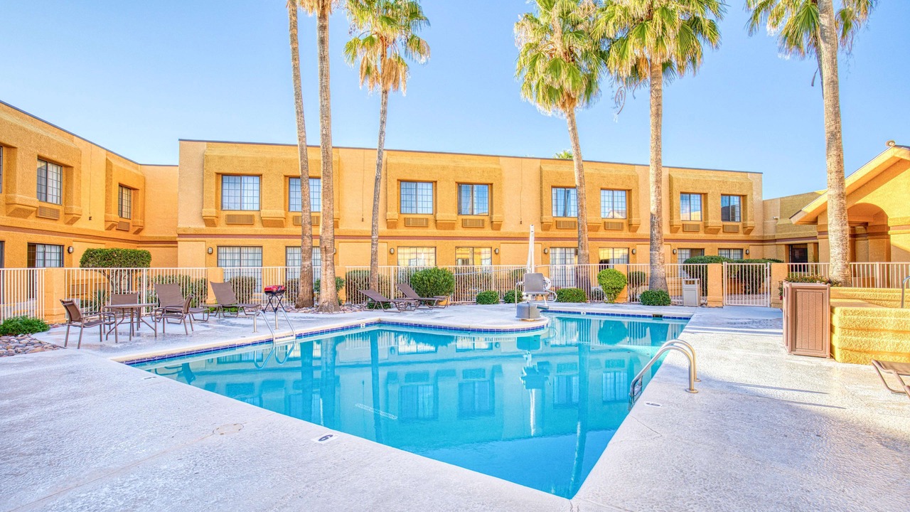 Photo of Outdoor in Green Valley