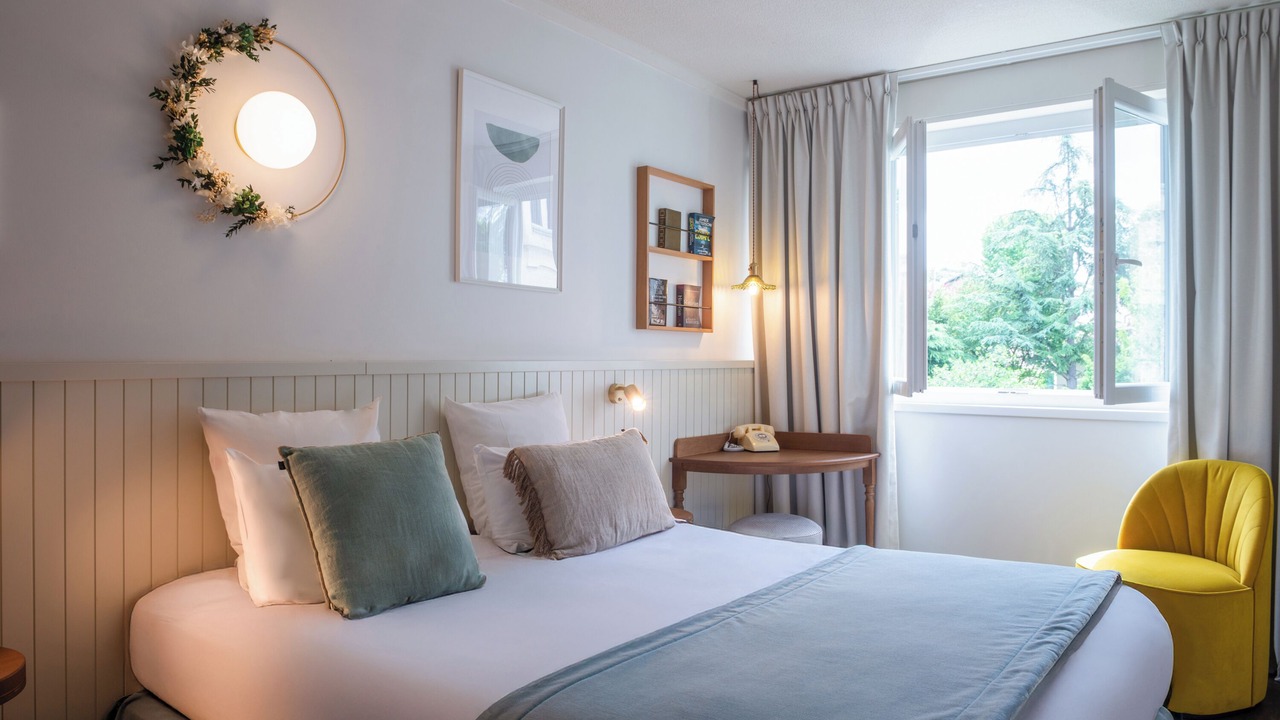 Photo of Bedroom in Richard Vitton - Chambovet