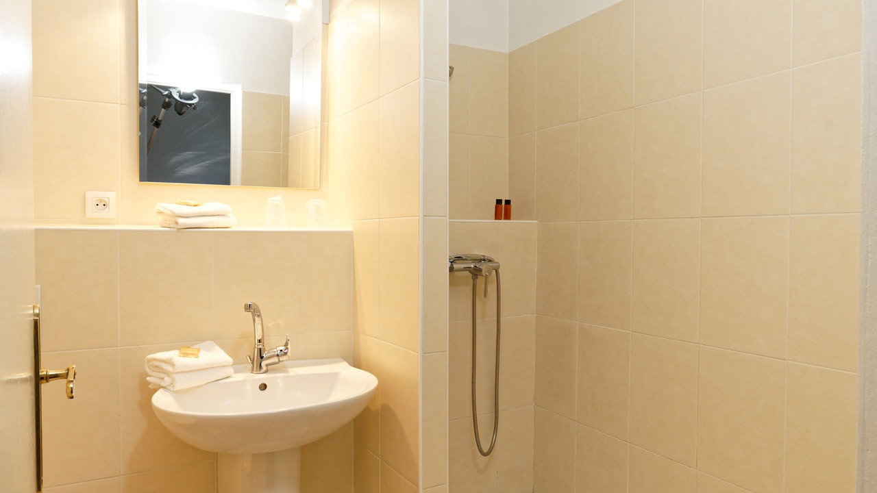 Photo of Bathroom in Saint-Georges