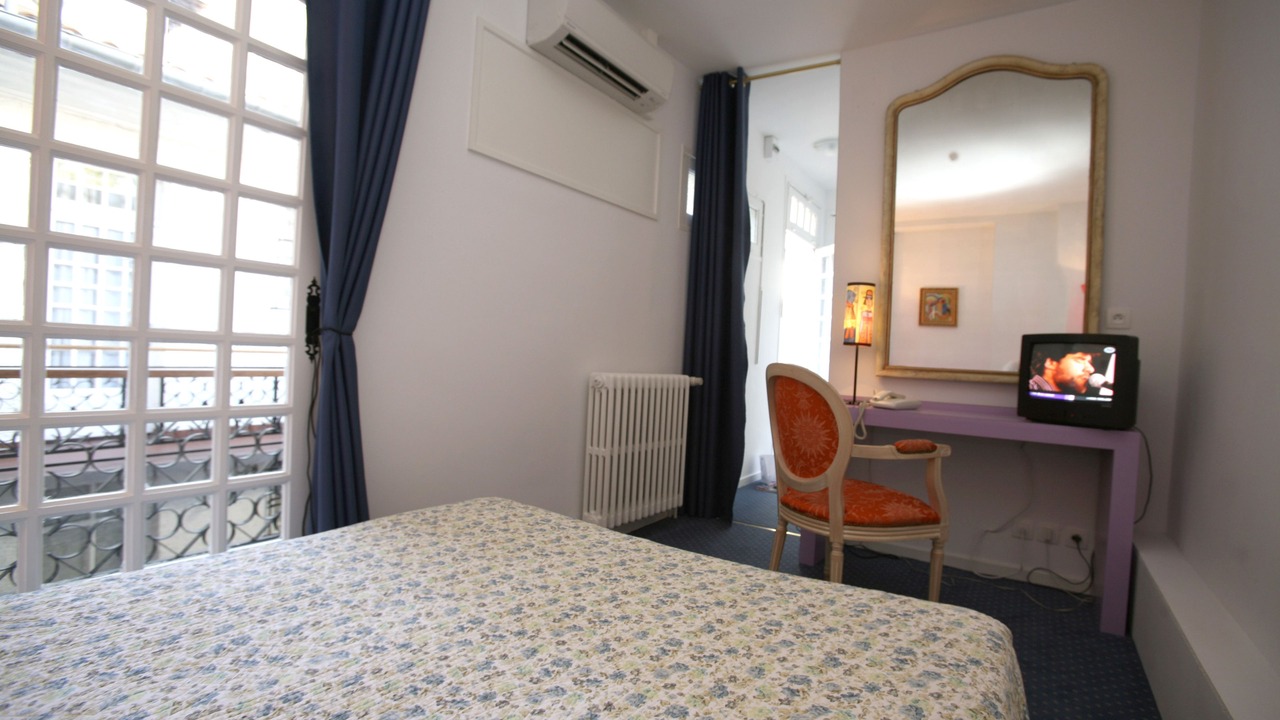 Photo of Bedroom in Saint-Georges