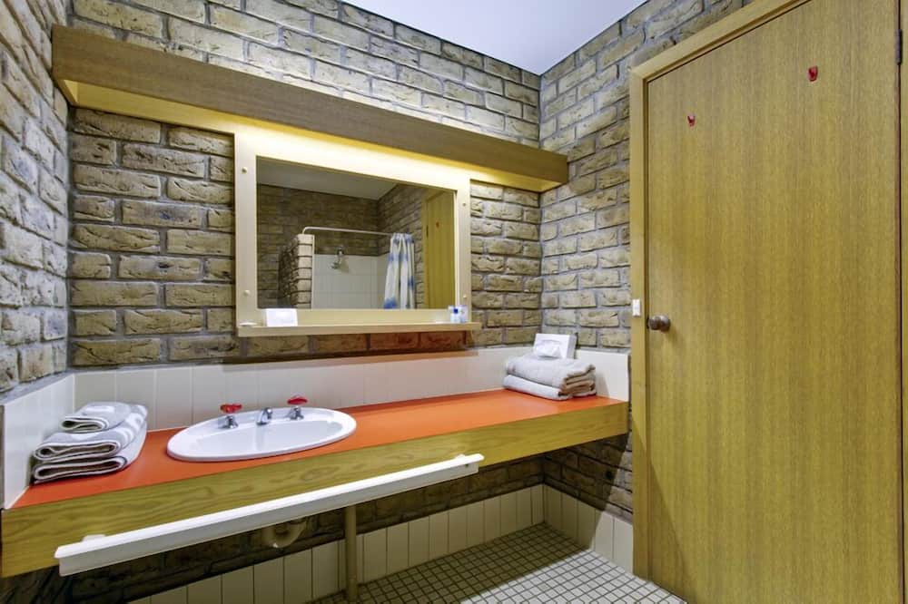 Photo of Bathroom in Flinders