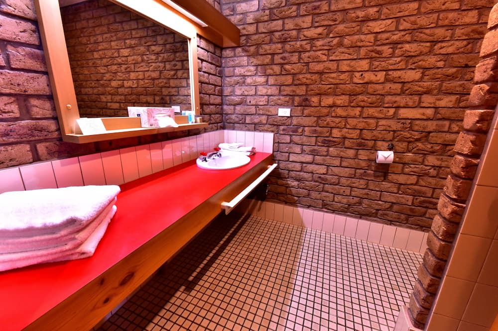 Photo of Bathroom in Flinders
