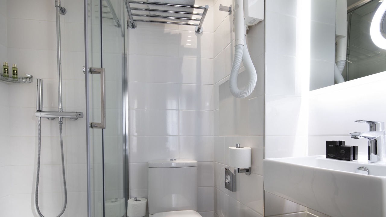 Photo of Bathroom in Plaisance