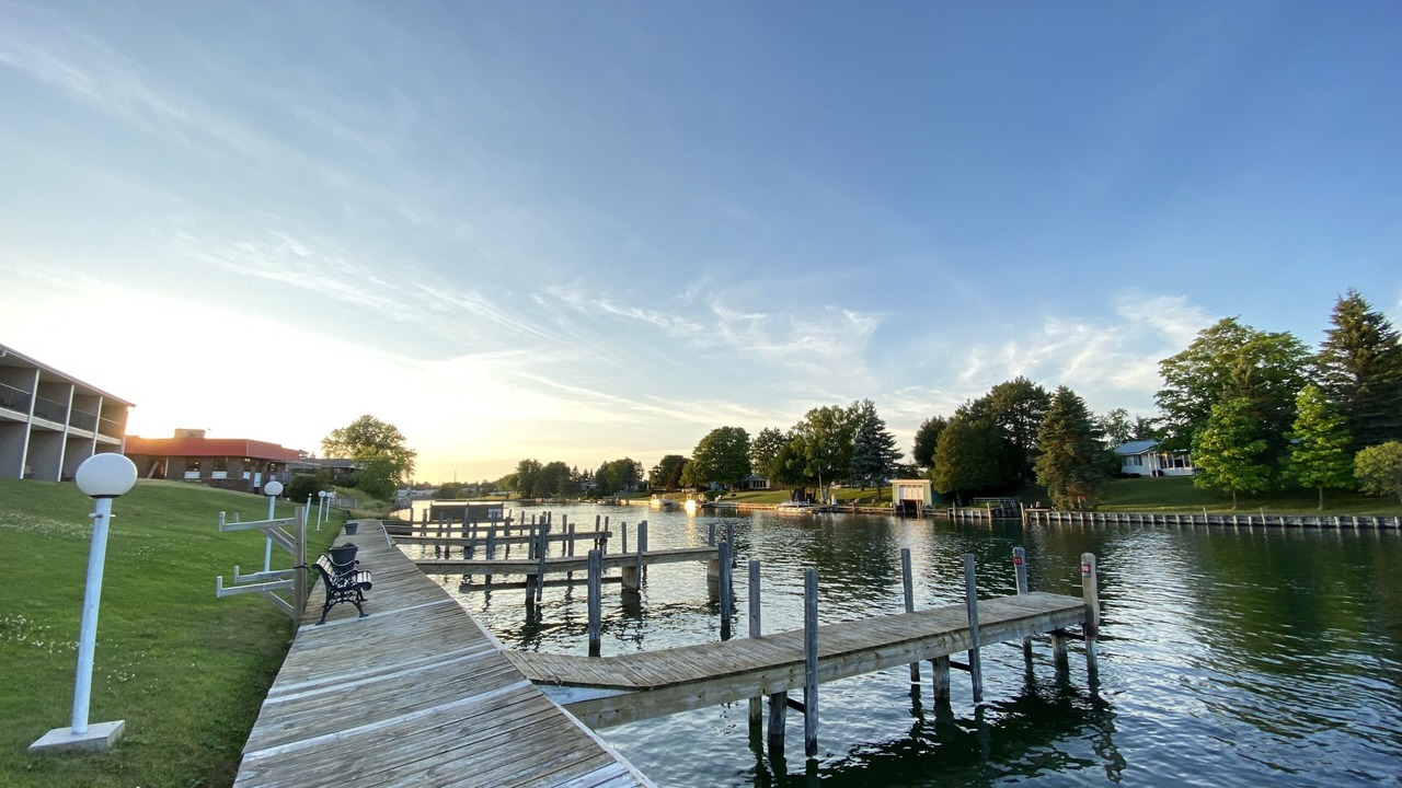 Photo of Buildings in Cheboygan