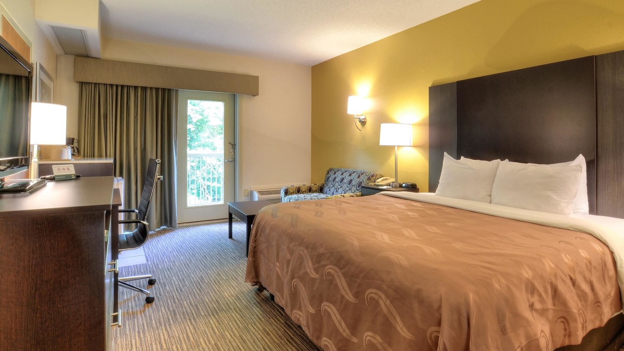 Photo of Bedroom in Cherokee