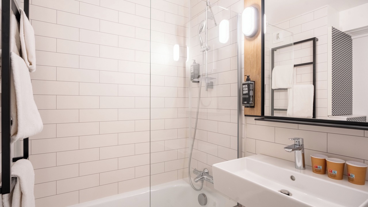 Photo of Bedroom in Vanves