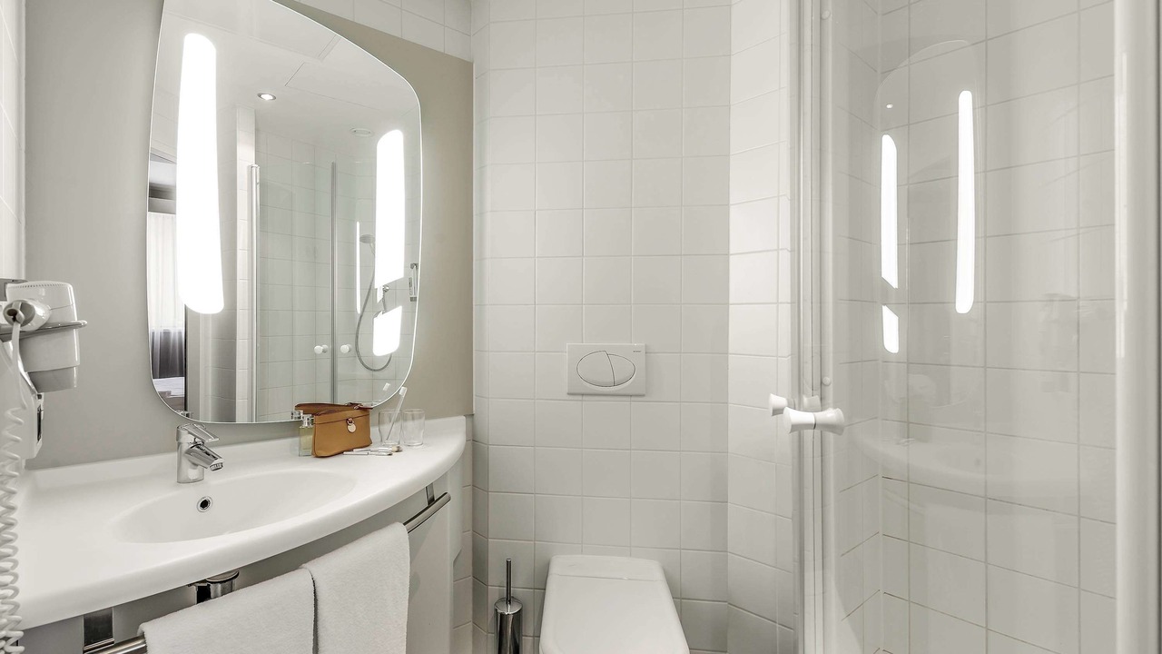 Photo of Bedroom in 13th Arrondissement