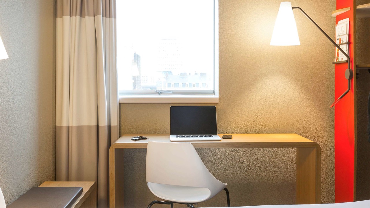 Photo of Bedroom in 13th Arrondissement