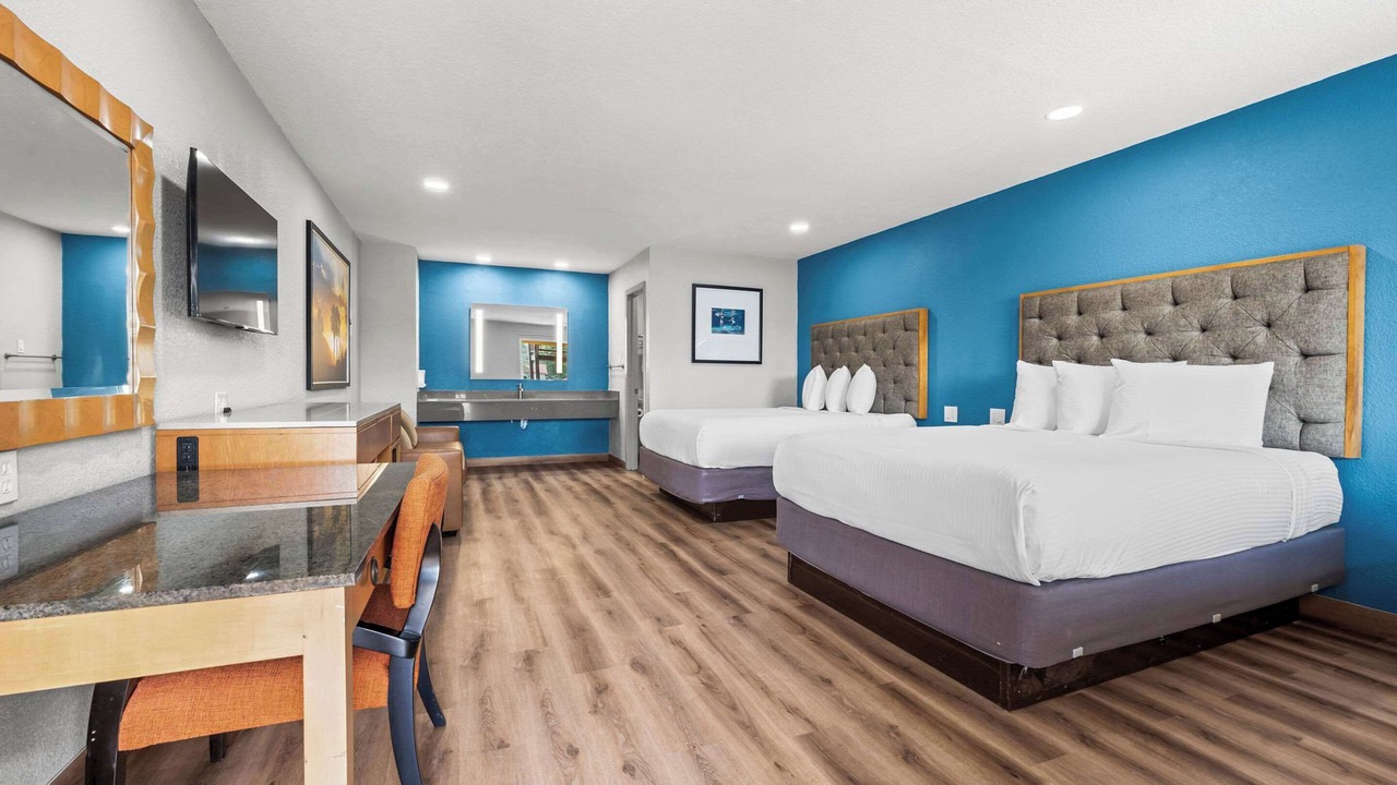 Photo of Bedroom in Sealy
