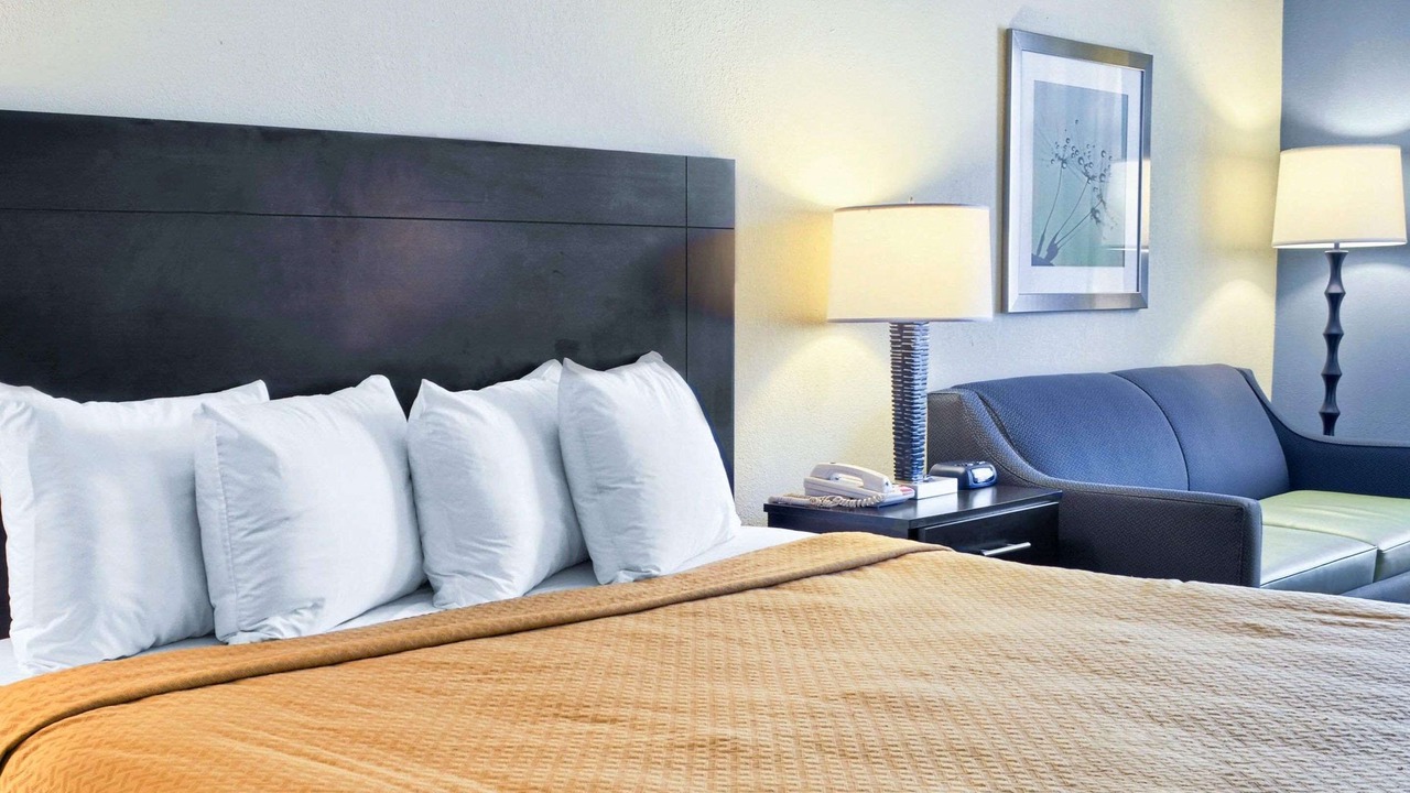 Photo of Bedroom in Thornburg