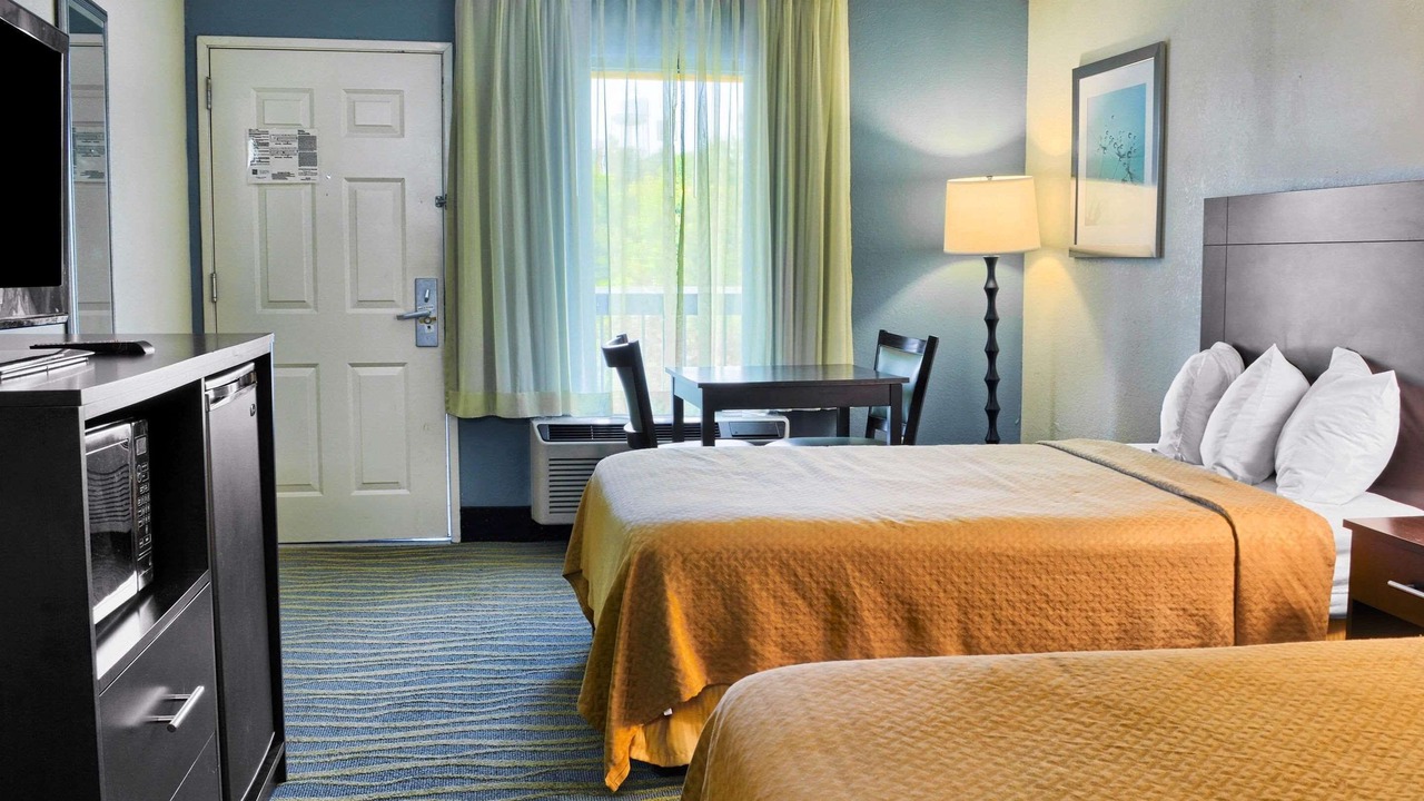 Photo of Bedroom in Thornburg