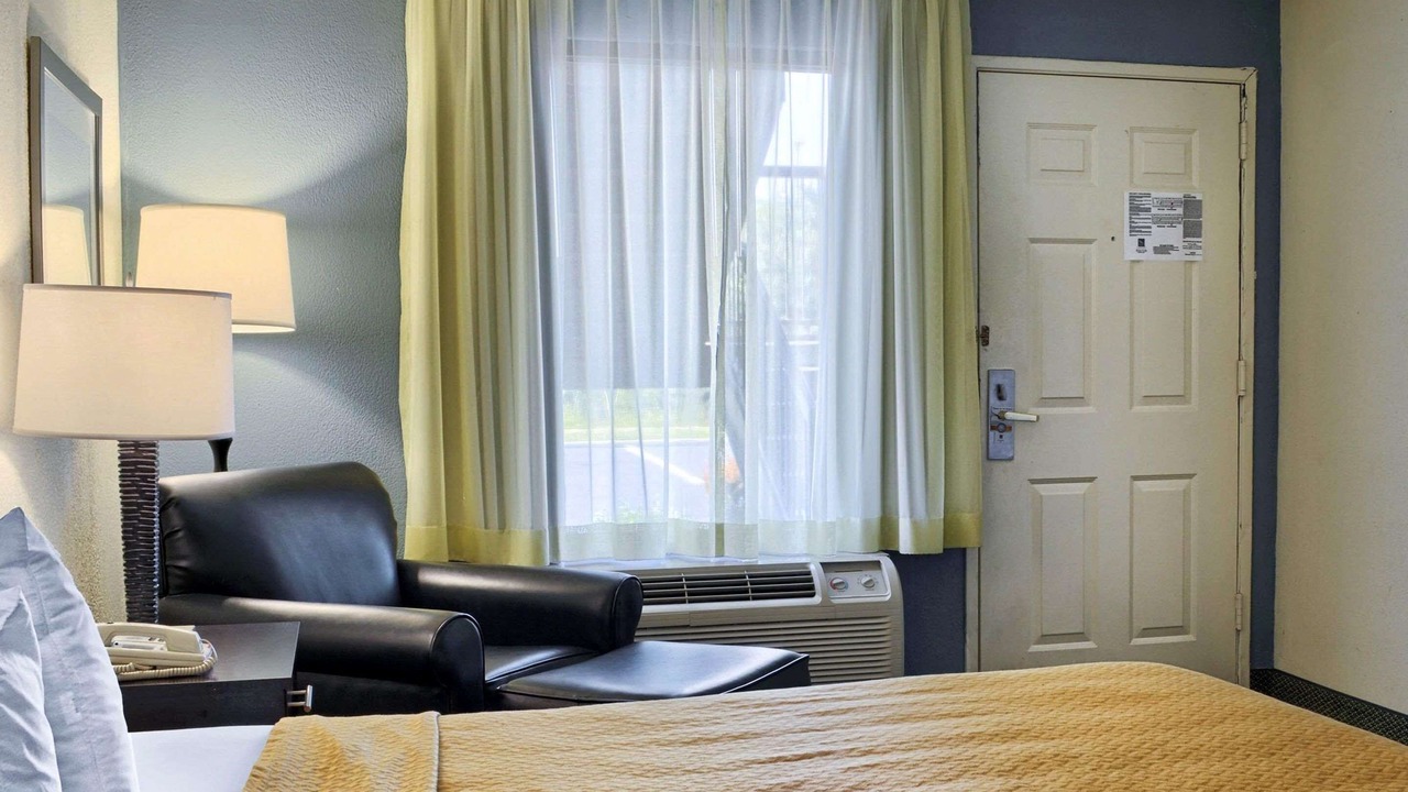 Photo of Bedroom in Thornburg