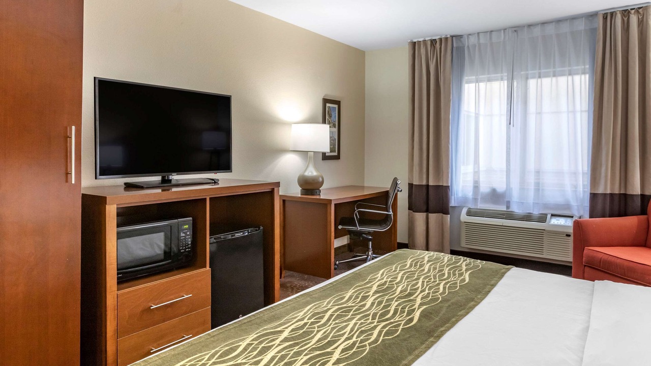 Photo of Bedroom in Okemos