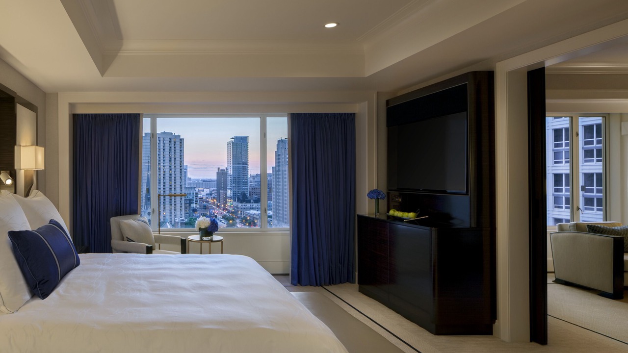 Photo of Bedroom in Near North Side