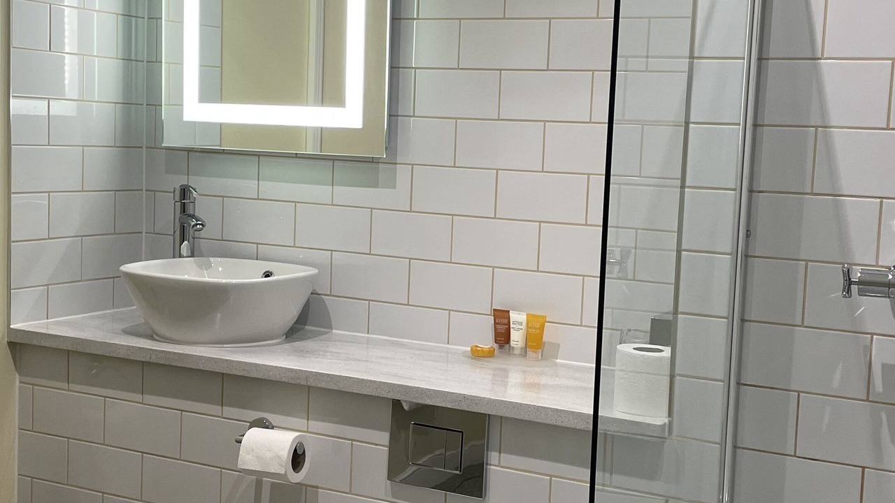 Photo of Others in Hellidon