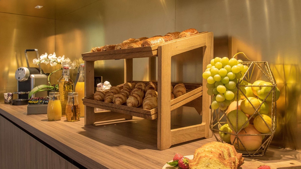 Photo of Others in Pantin