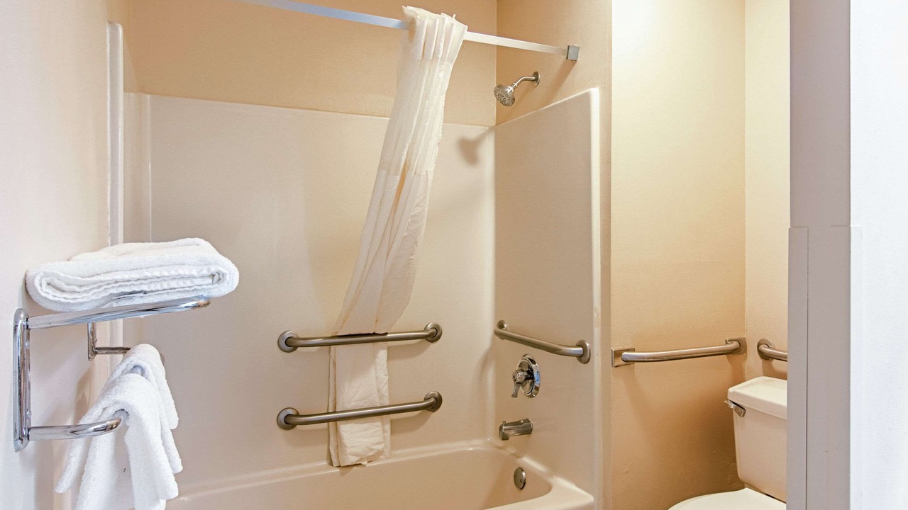 Photo of Others in Thomaston