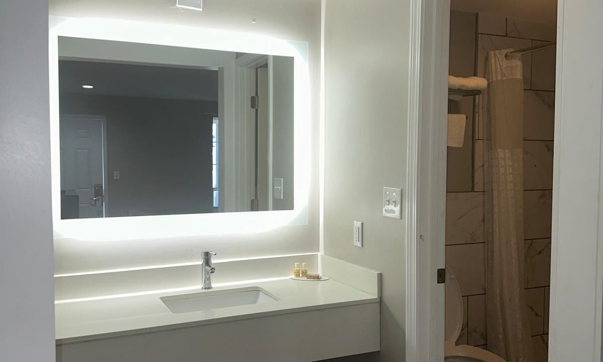 Photo of Bathroom in Winder