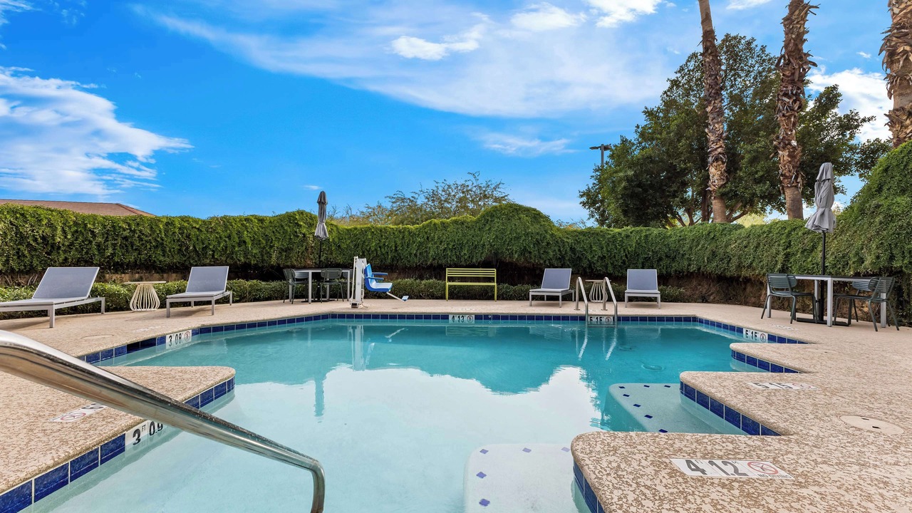 Photo of Outdoor in Glendale