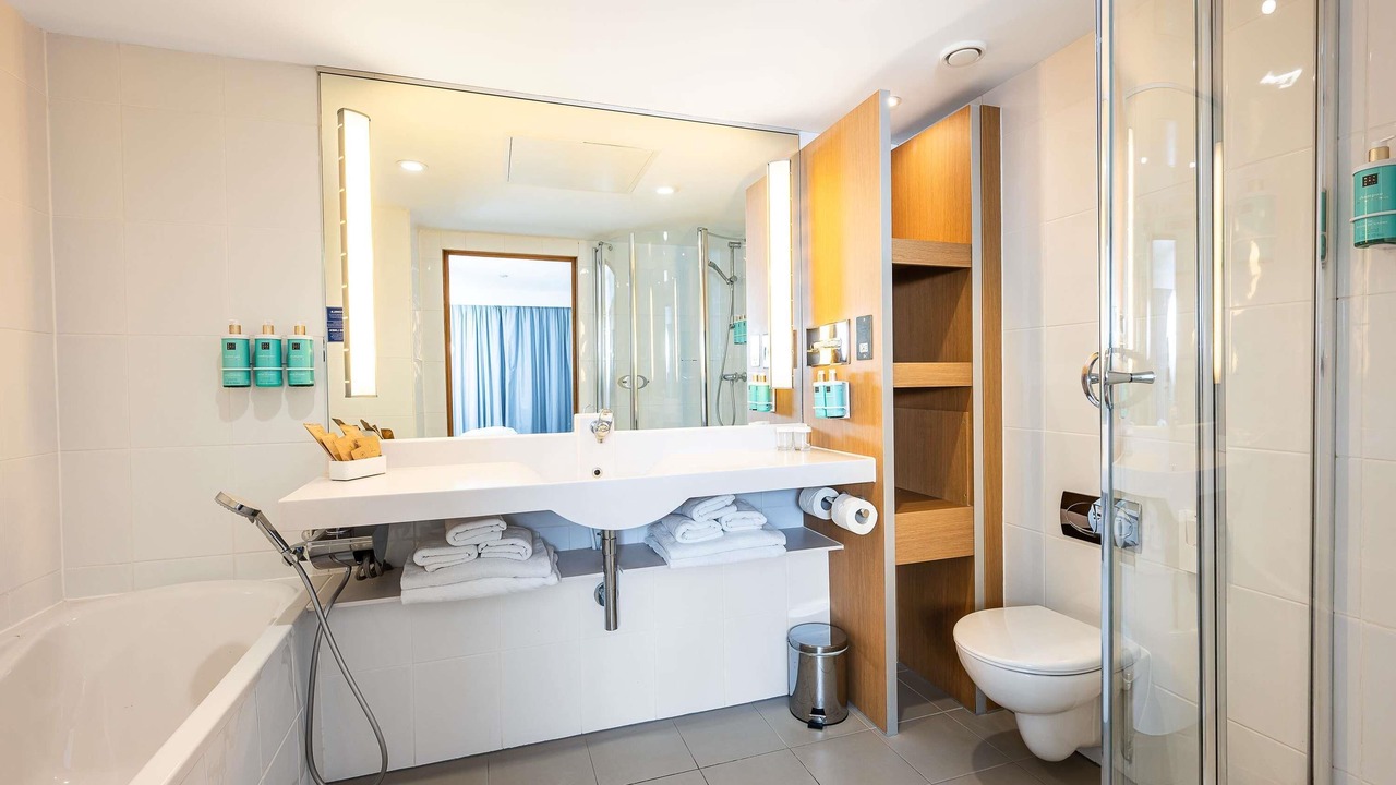 Photo of Bedroom in Atlantic Wharf