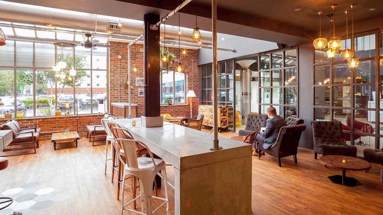 Photo of Others in Atlantic Wharf