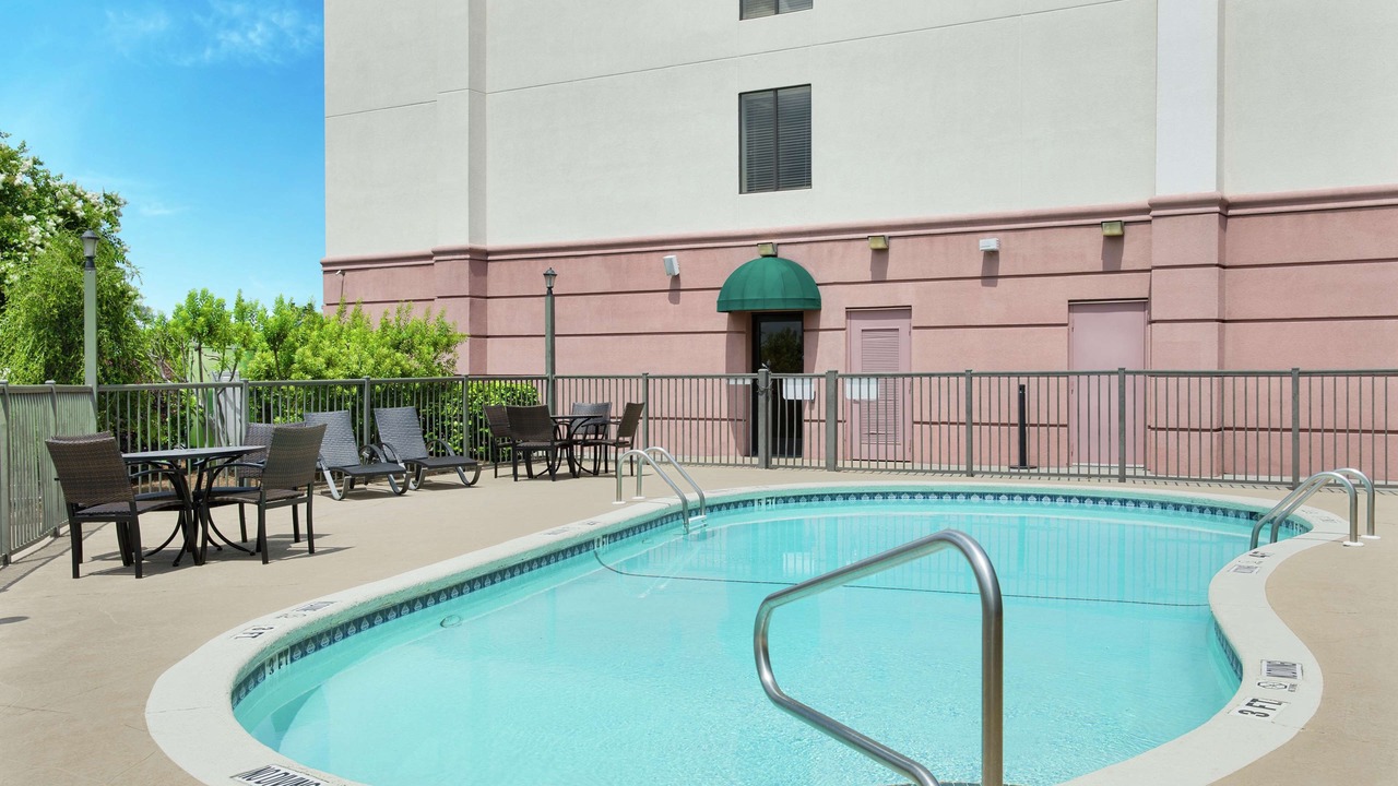 Photo of Outdoor in Fortson