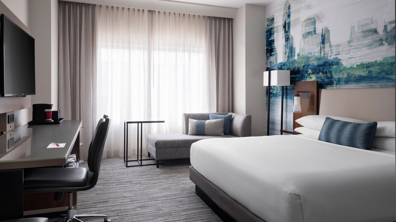 Photo of Bedroom in Mile Square