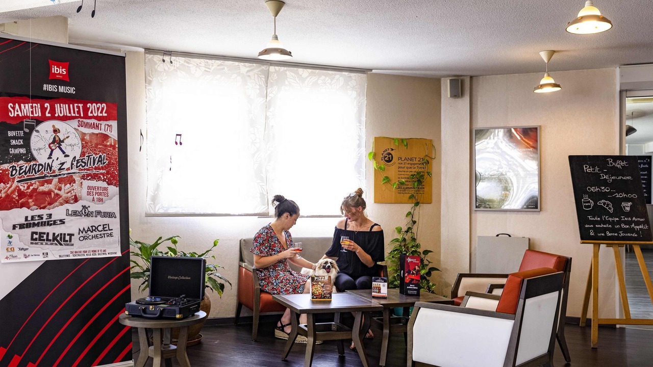 Photo of Others in Autun