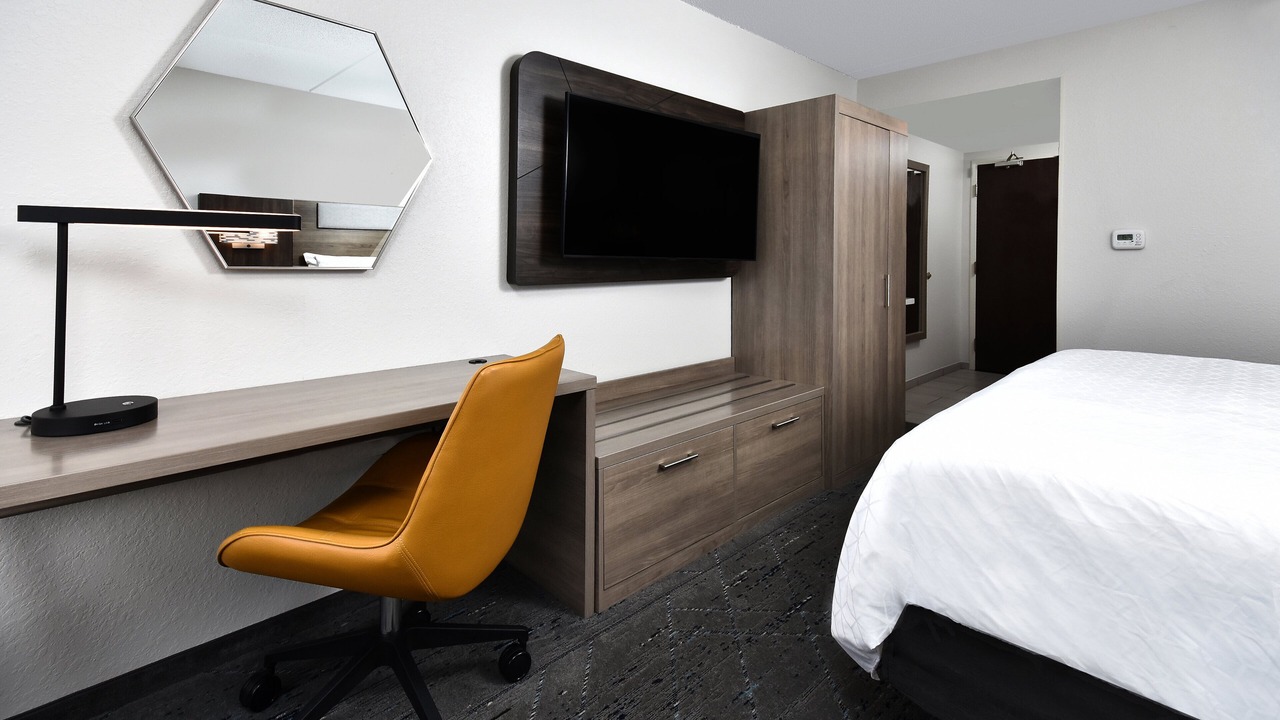 Photo of Bedroom in Innsbrook