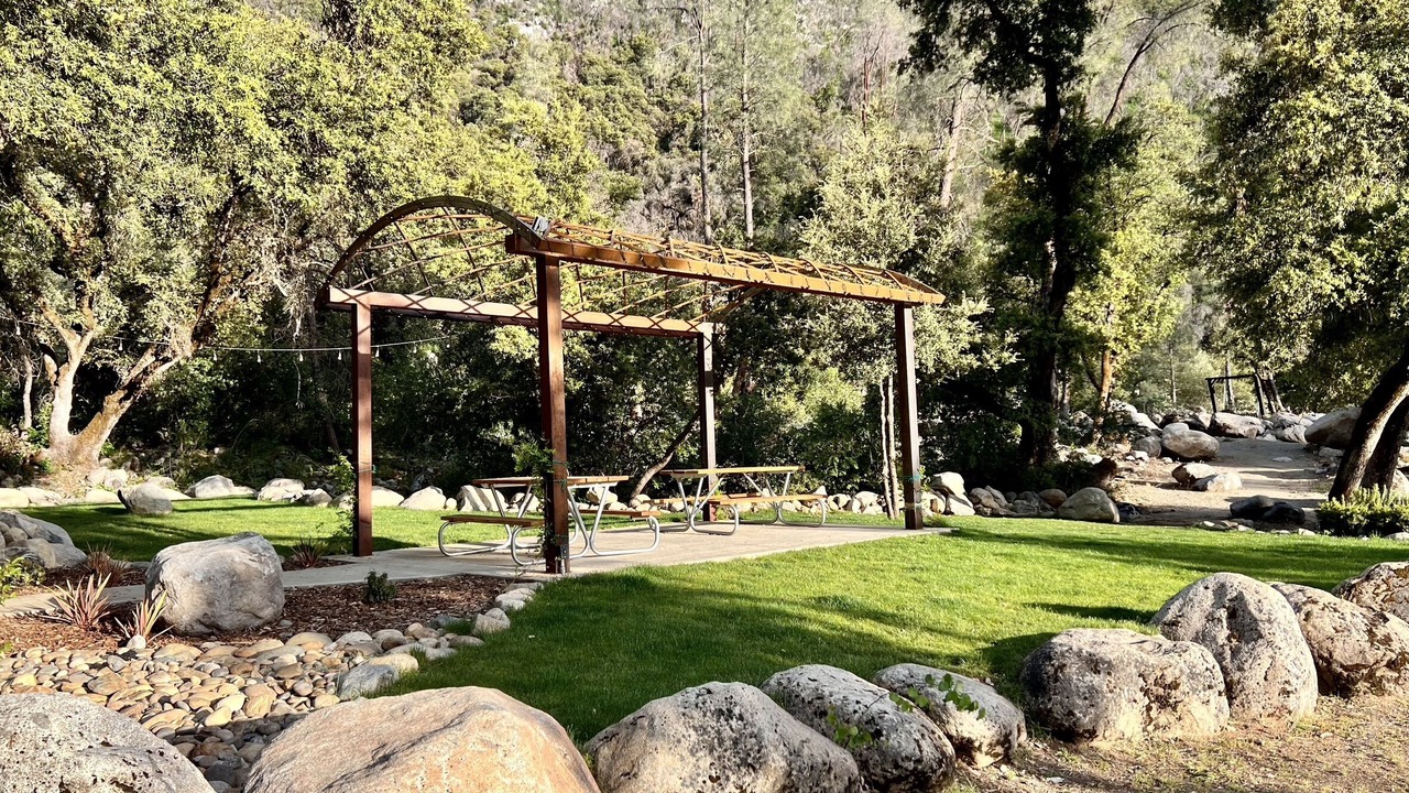Photo of Outdoor in El Portal