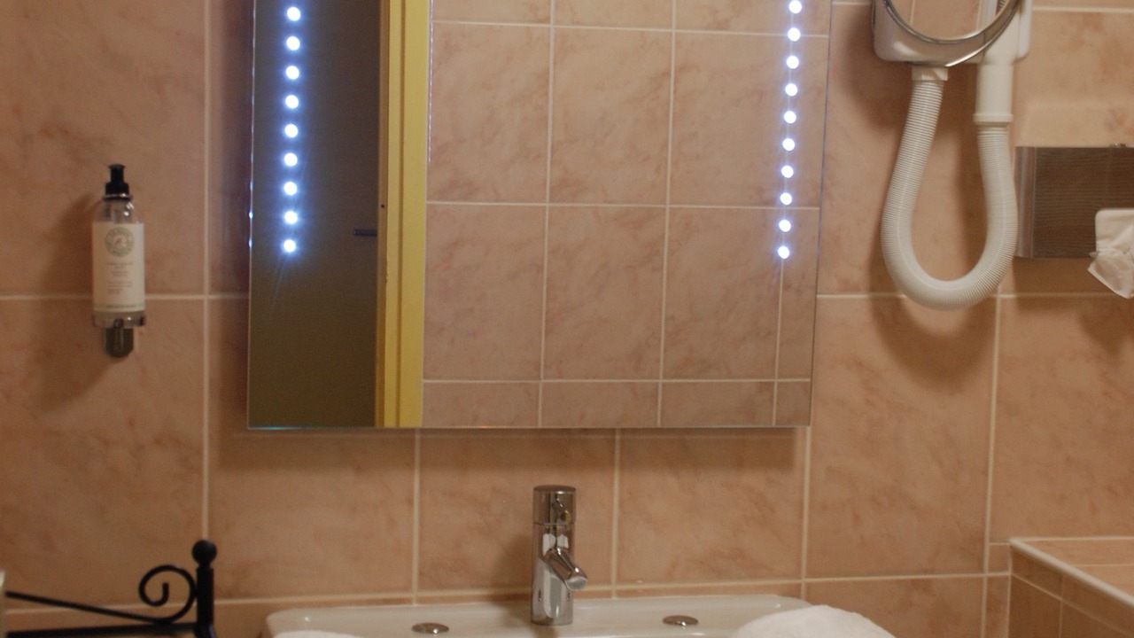 Photo of Bathroom in Lisieux