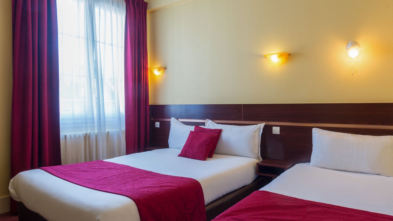 Photo of Bedroom in Lisieux