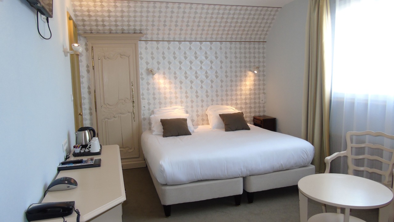 Photo of Bedroom in Pontorson