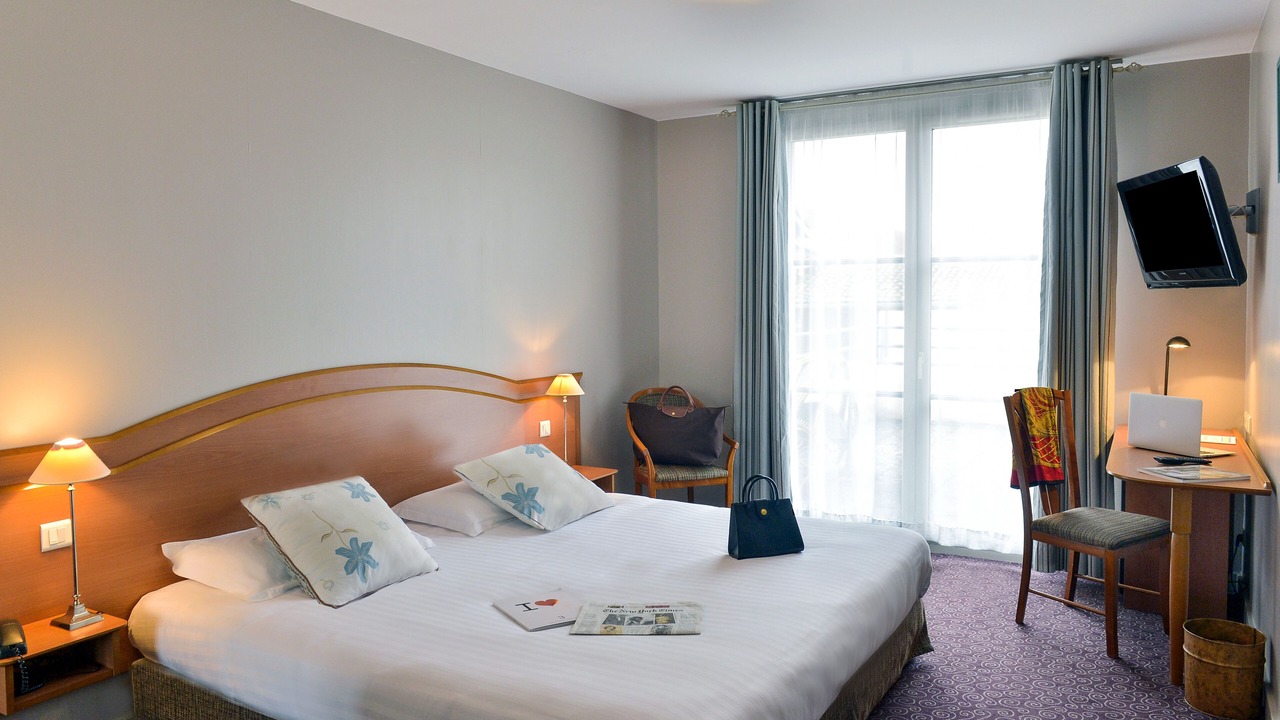 Photo of Bedroom in Solaize