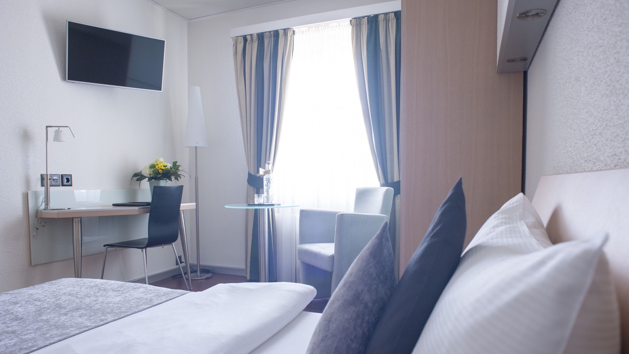 Photo of Bedroom in District 6