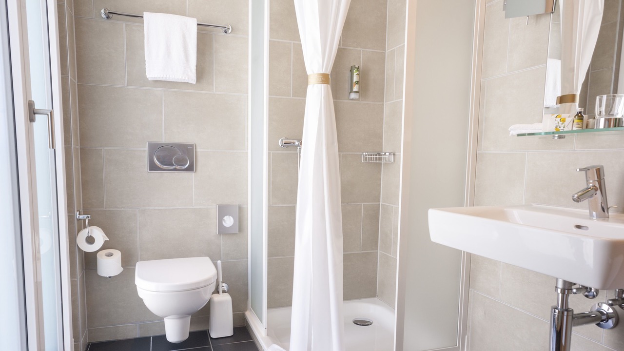 Photo of Bathroom in District 6
