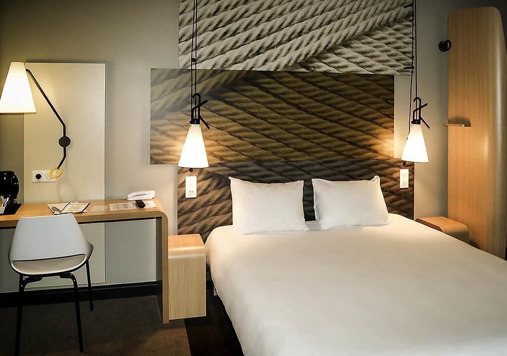Photo of Bedroom in La Madeleine-Bellevue