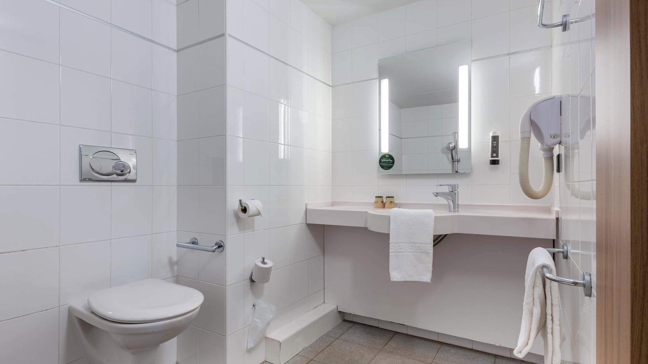 Photo of Bathroom in Chartres