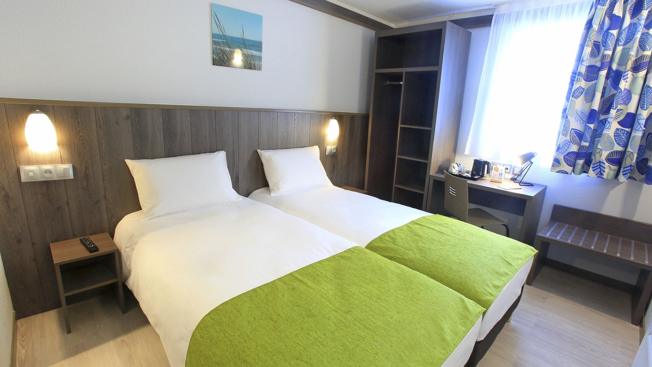 Photo of Others in Calais