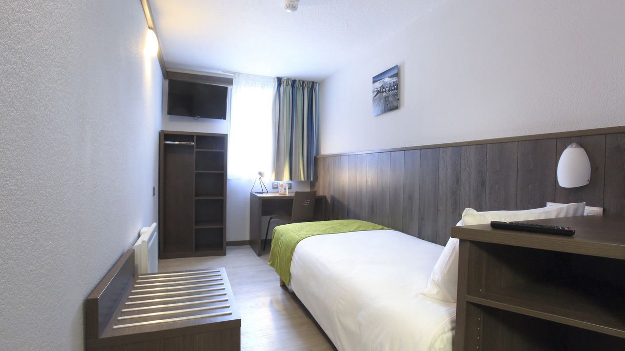 Photo of Others in Calais