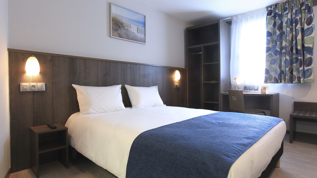 Photo of Others in Calais